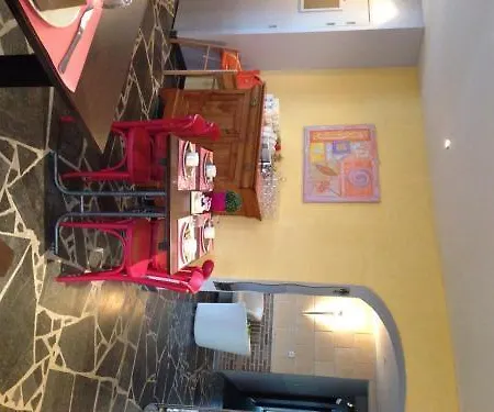 La Tour Des Lys Otel