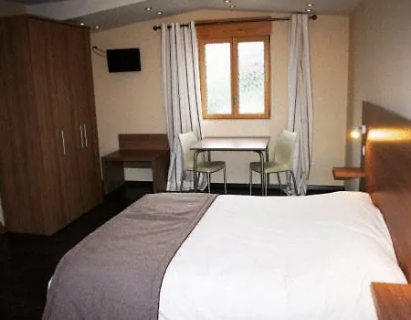 Hotel La Tour Des Lys