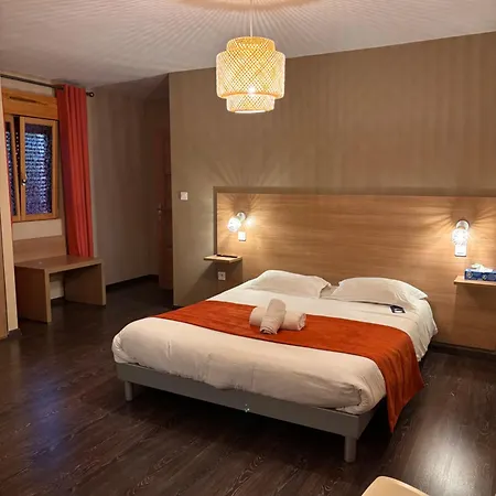 La Tour Des Lys Hotel Maubeuge