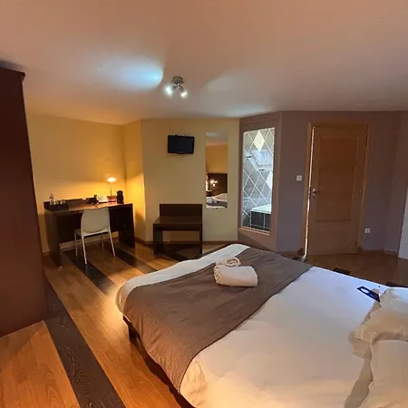 Hotel La Tour Des Lys Maubeuge