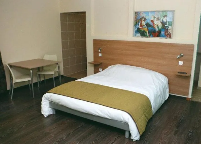 La Tour Des Lys 3* Maubeuge